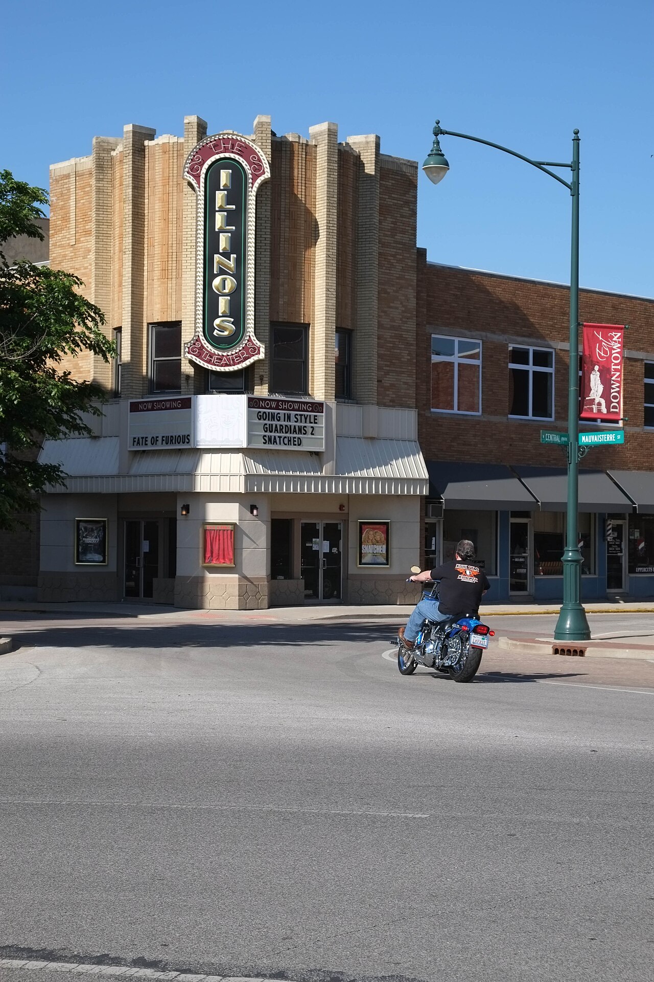 Illinois Theater