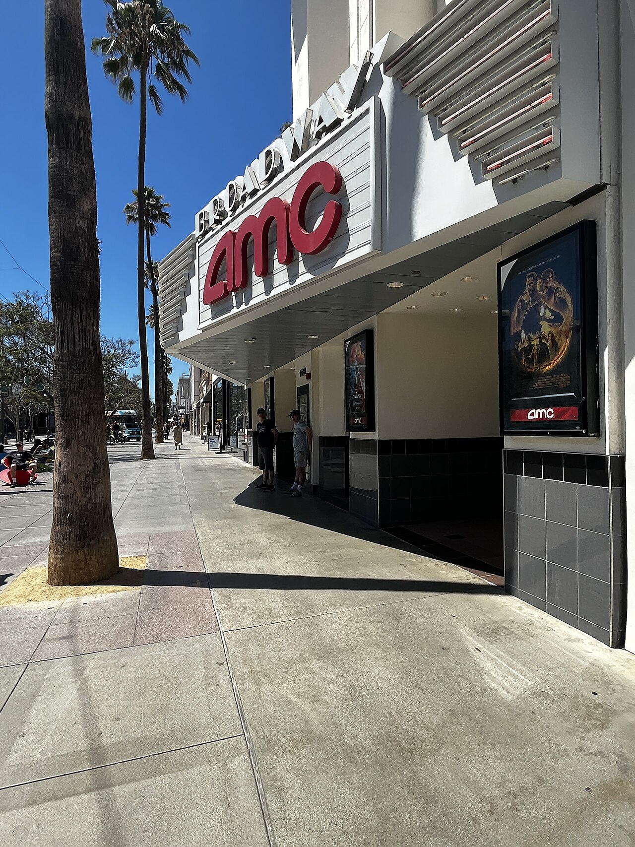 AMC Loews Broadway 4