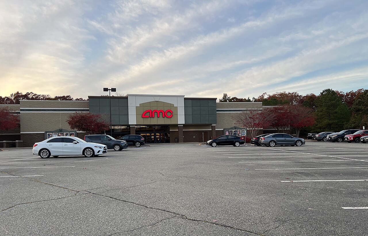 AMC Dine-In Midlothian 10