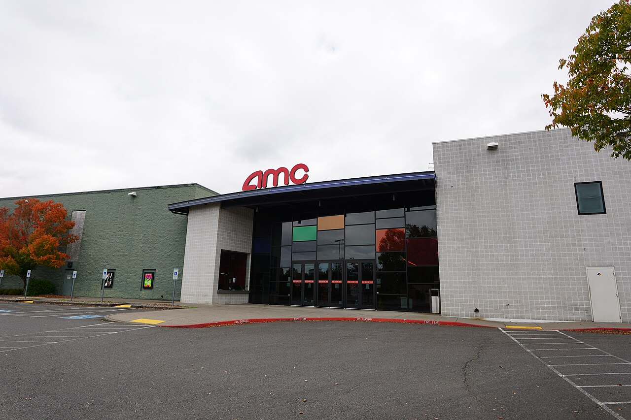 Cinetopia - Mill Plain 8
